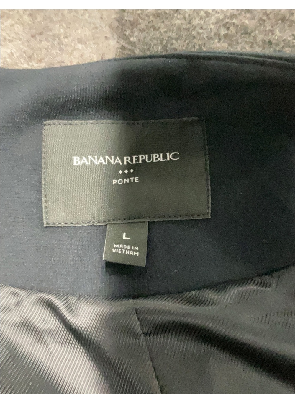 Banana Republic Black Ponte Vest - Picture 4 of 8